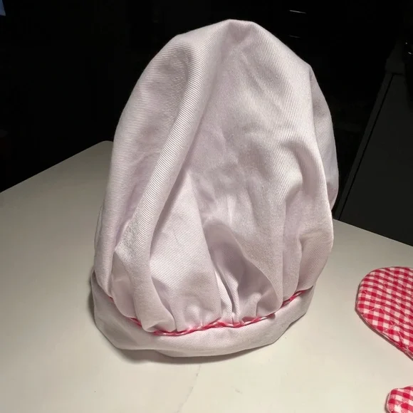 Really fun set of Melissa & Doug kids chefs outfit, wood & plastic pretend food - Picture 11 of 13